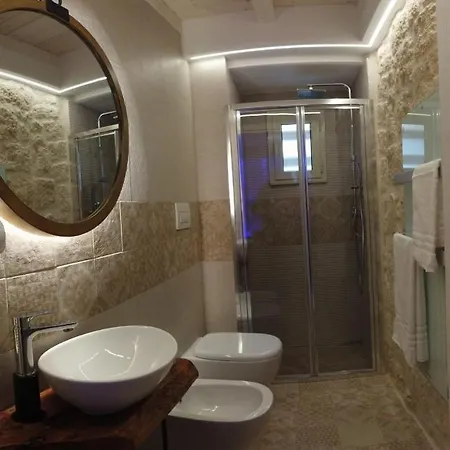 Le Vecchie Mura & Casa vacanze *